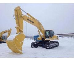 Гусеничный экскаватор Komatsu PC400.